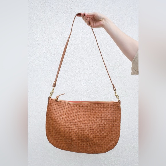 Clare V. Woven Leather Moyen Crossbody Bag - Picture 6 of 6